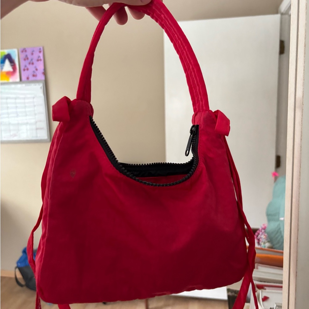 Bagguu Sandy Liang Collab red shoulder bag with bows